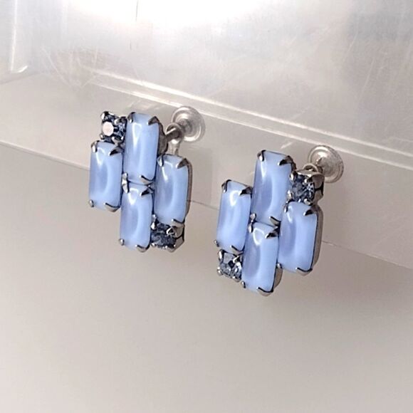 Vintage Prong Set Satin Rhinestone Clip-On Earrings - Picture 5 of 6